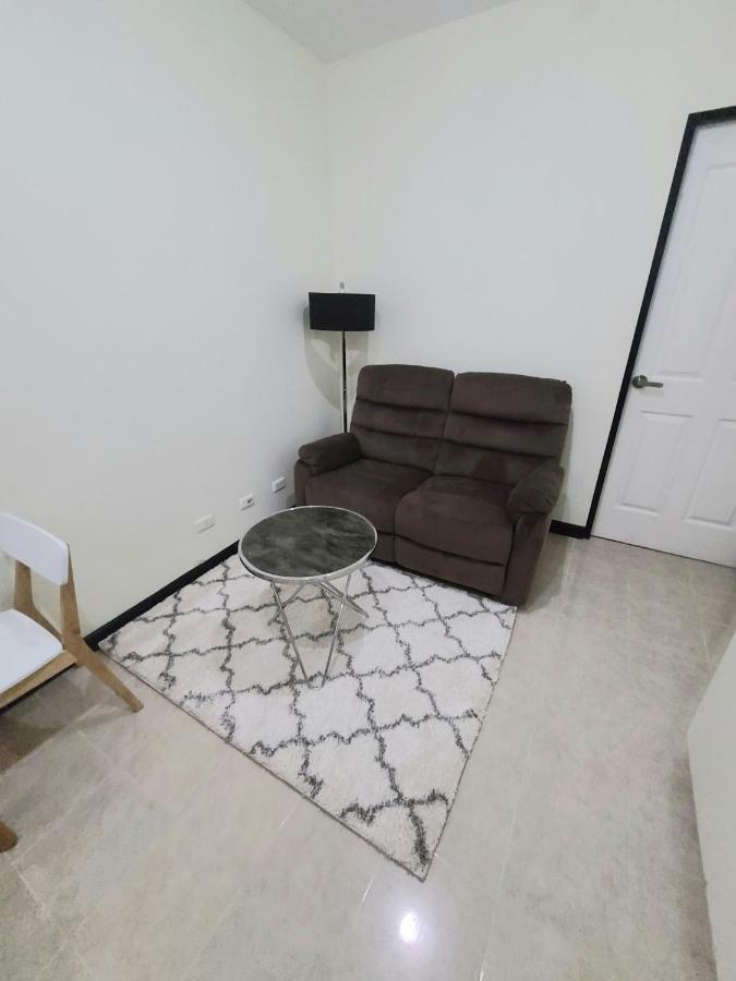 Magallanes Condo Free Airport Pick Up For 3 Nights Stay Or More Davao Экстерьер фото