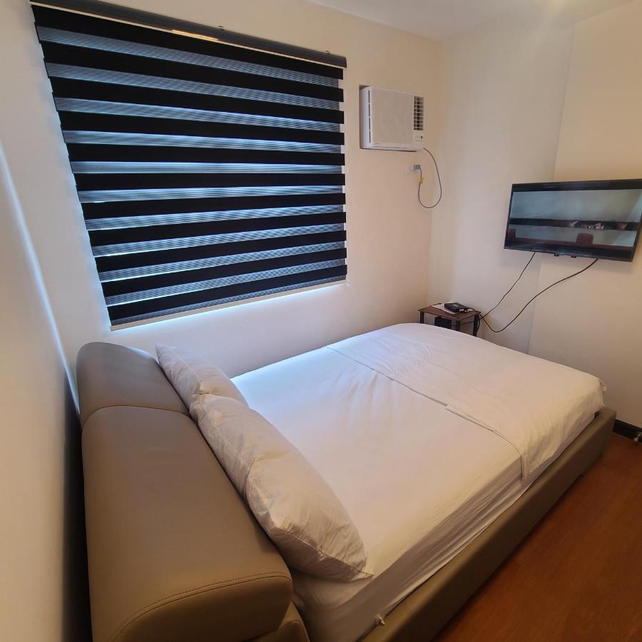 Magallanes Condo Free Airport Pick Up For 3 Nights Stay Or More Davao Экстерьер фото